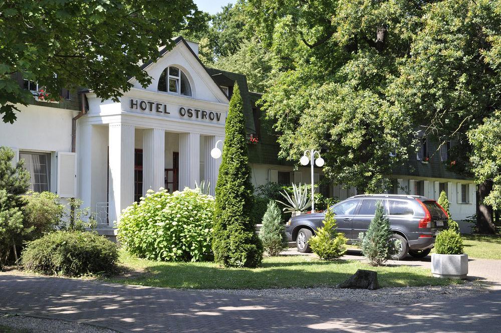 Hotel Ostrov Nymburk Exterior foto